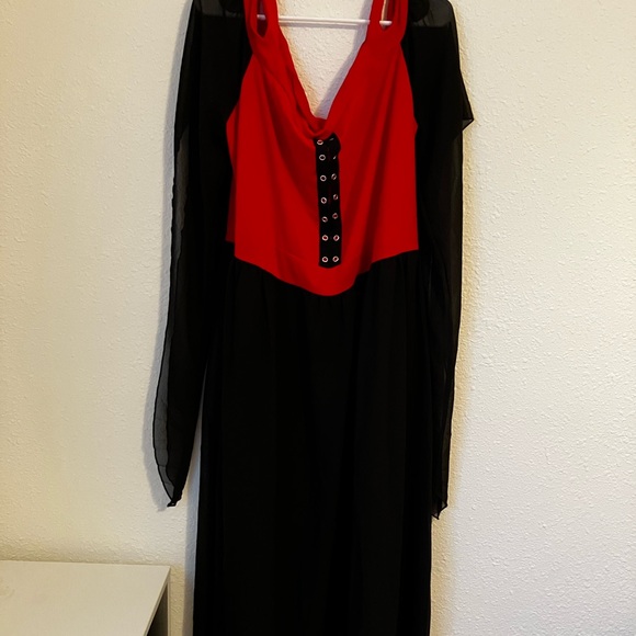 Halloween Costume dress size 2X Elegant Red and Black Dress - Picture 1 of 6